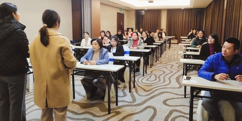 黃陂區(qū)婦聯(lián)家庭教育咨詢師培訓(xùn)班成功舉辦