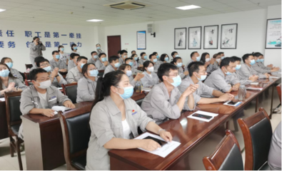 化學工程學院成功舉辦“企業新型學徒制”培訓開班儀式，深化產教融合新篇章